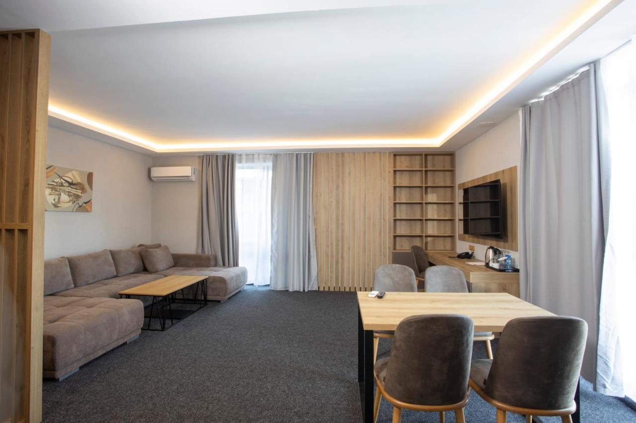 Ξενοδοχείο Avenue 3*