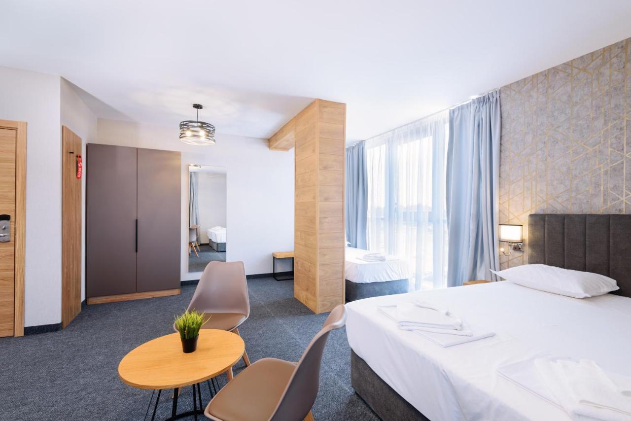 Hotel Avenue 3*