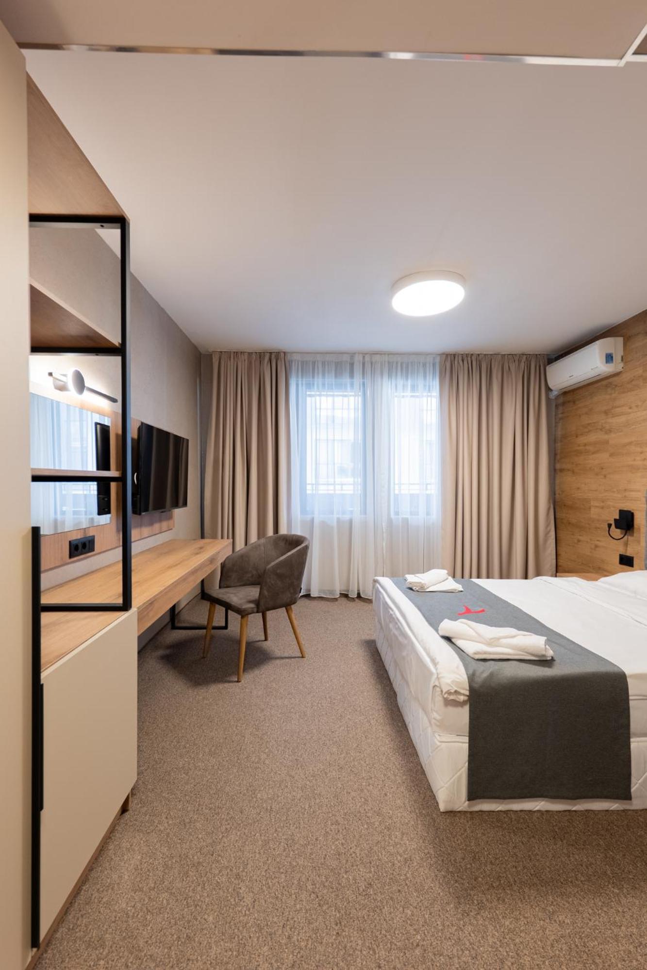 Hotel Avenue Deluxe 3*