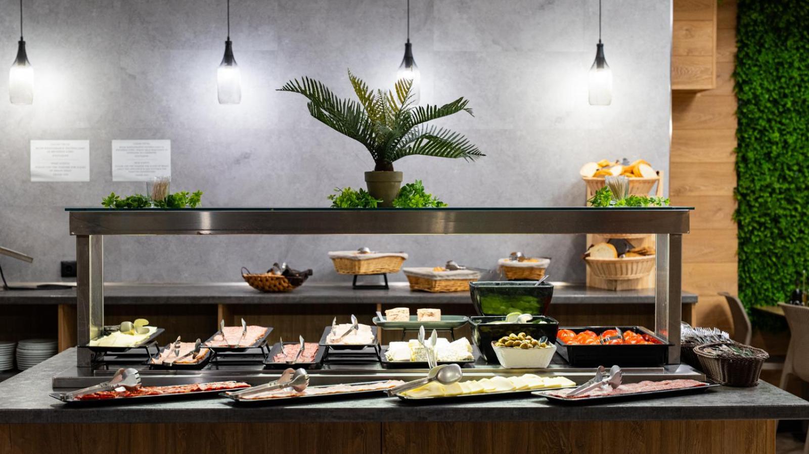 Avenue Deluxe Hotel Burgas City